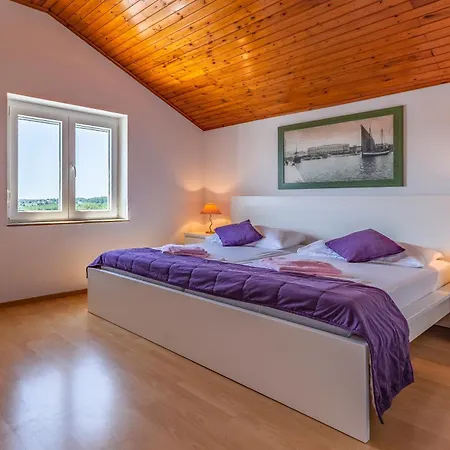 Apartment Viola Medulin