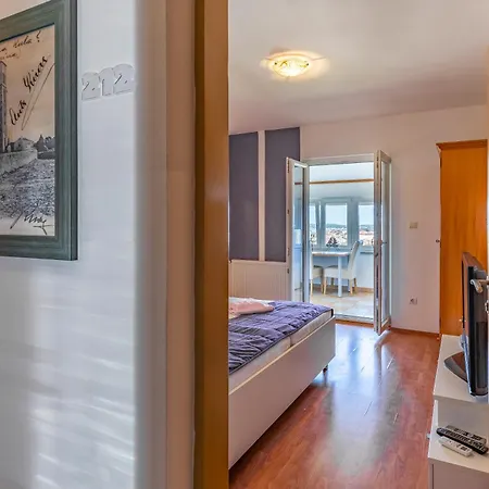 Viola Medulin Apartment