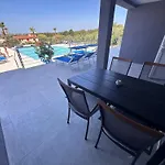 Viola Apartment *