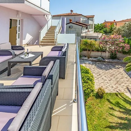 Viola アパート *