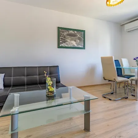 Viola Medulin Apartment